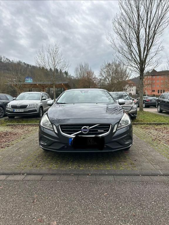 Gebraucht Volvo V60 R-Design 114 PS (83 kW) 2011 Grau Kombi