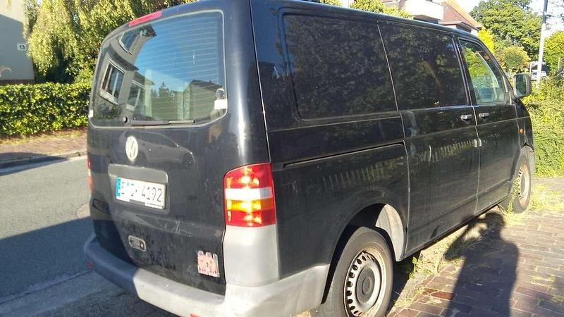 Schwarz Gebraucht 2007 VW T5 Van | 2.900 € (Superpreis) - Bild 1/4