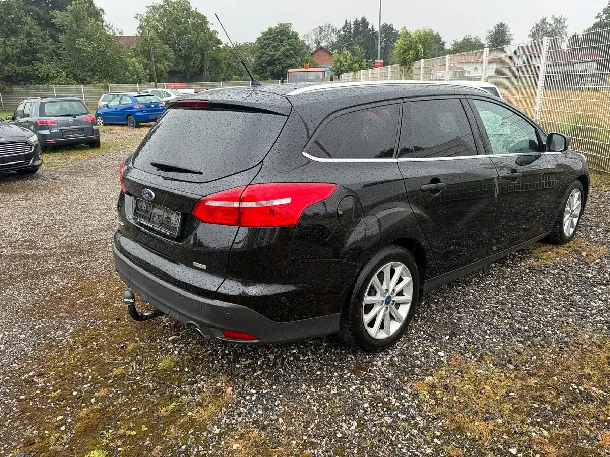 Gebraucht Ford Focus Titanium 150 PS (110 kW) 2016 Schwarz Kombi