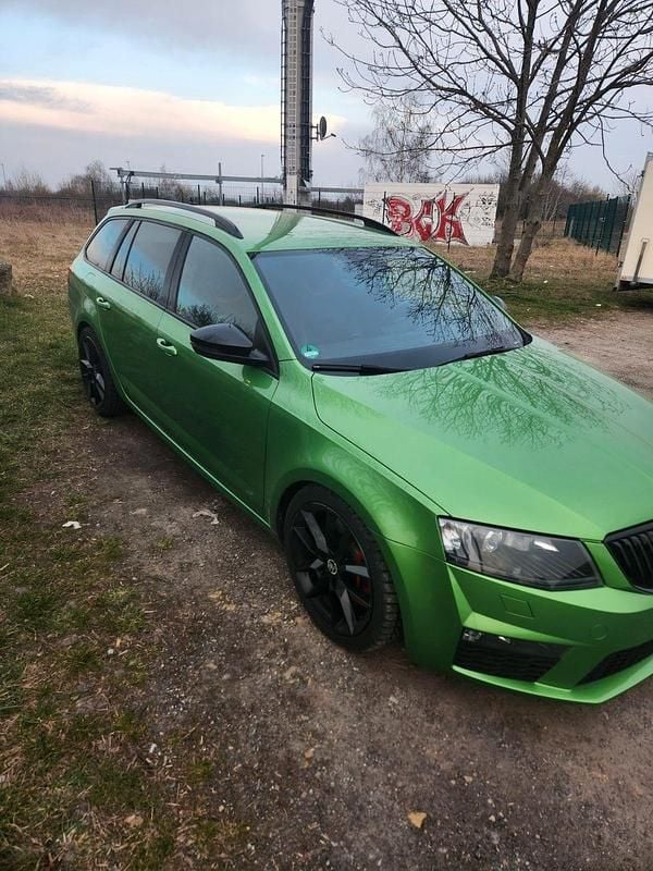 Gebraucht Skoda Octavia RS 184 PS (135 kW) 2016 Grün Kleinwagen