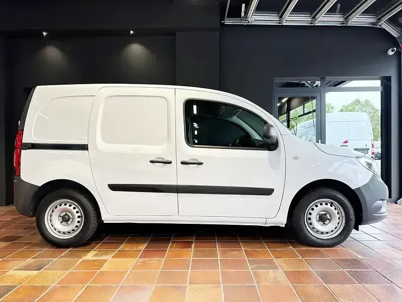 Gebraucht Mercedes Citan 111 116 PS (85 kW) 2021 Weiß Van / Kleinbus