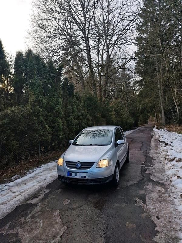 Silber Gebraucht 2006 VW Fox Kleinwagen | 2.300 € - Bild 1/4