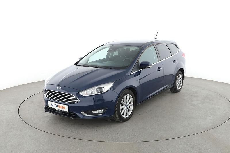 Gebraucht Ford Focus Titanium 125 PS (91 kW) 2017 Blau Kombi