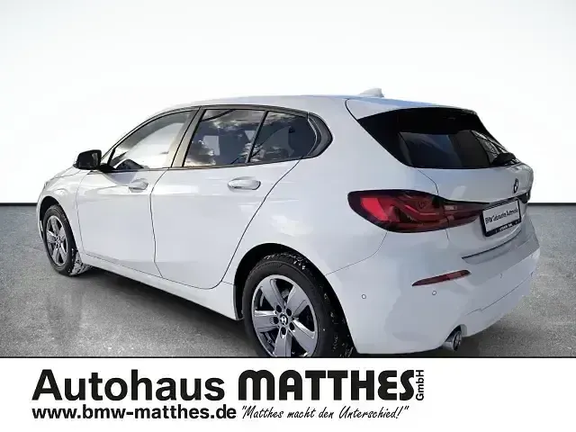 Gebraucht BMW 118 Advantage 136 PS (100 kW) 2024 Weiss Kleinwagen