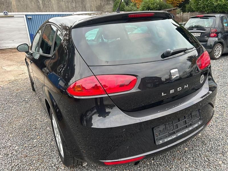 Gebraucht Seat Leon 105 PS (77 kW) 2010 Schwarz Limousine