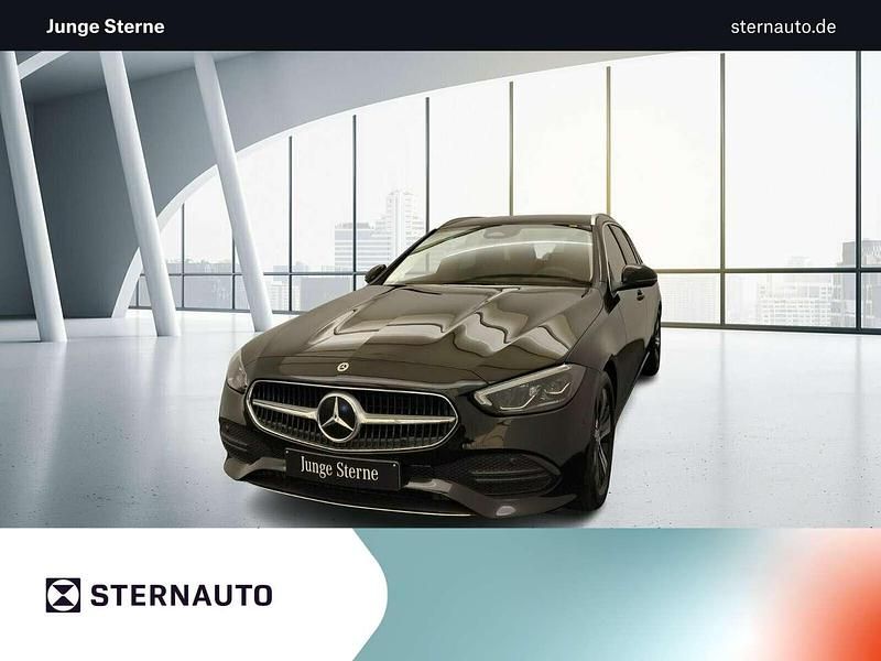 Metalliclack obsidianschwarz Gebraucht 2024 Mercedes C180 Avantgarde Kombi | 34.968 € (Fairer Preis) - Bild 1/4