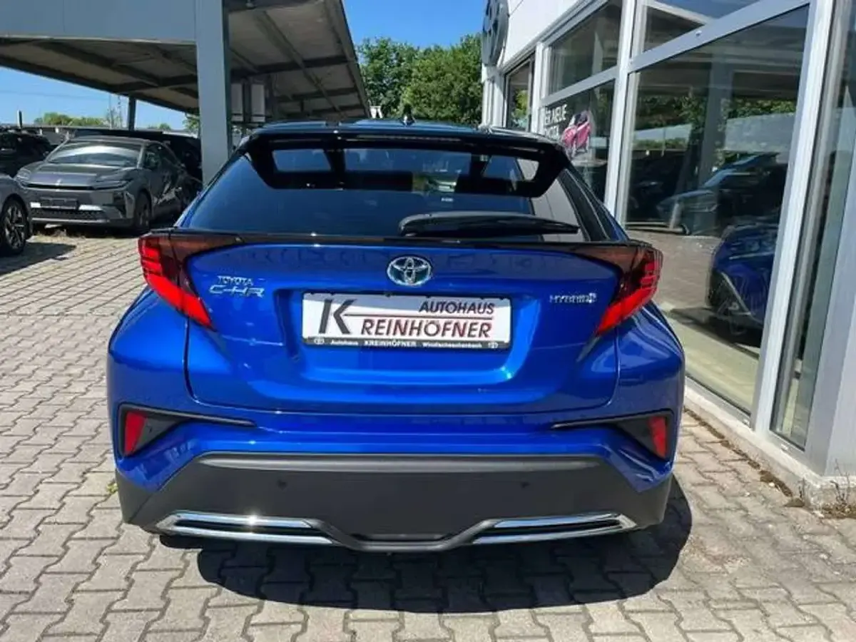 Gebraucht Toyota C-HR Style 184 PS (135 kW) 2020 Titanblau met / dach schwarz SUV