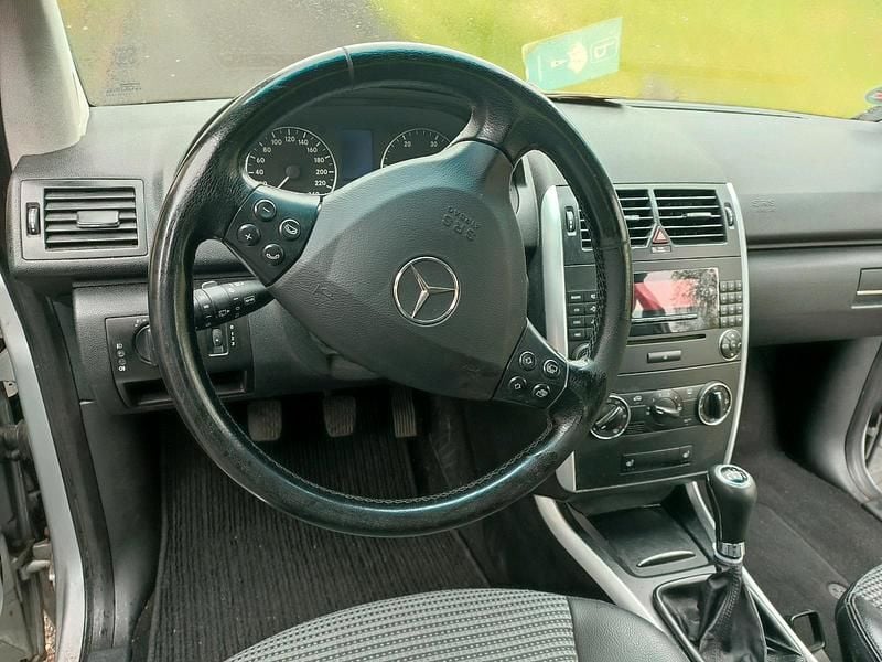 Gebraucht Mercedes A180 2005 Silber Kleinwagen