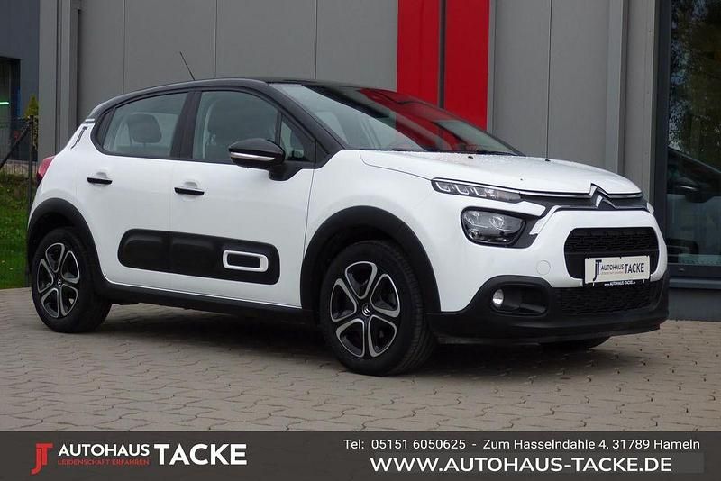 Weiss dach schwarz Gebraucht 2022 Citroën C3 Shine Kleinwagen | 12.990 € (Fairer Preis) - Bild 1/4