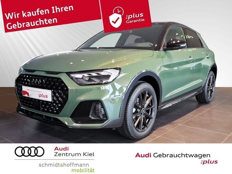Distriktgrün metallic Gebraucht 2024 Audi A1 Ambiente Kleinwagen | 25.880 € (Guter Preis) - Bild 1/4