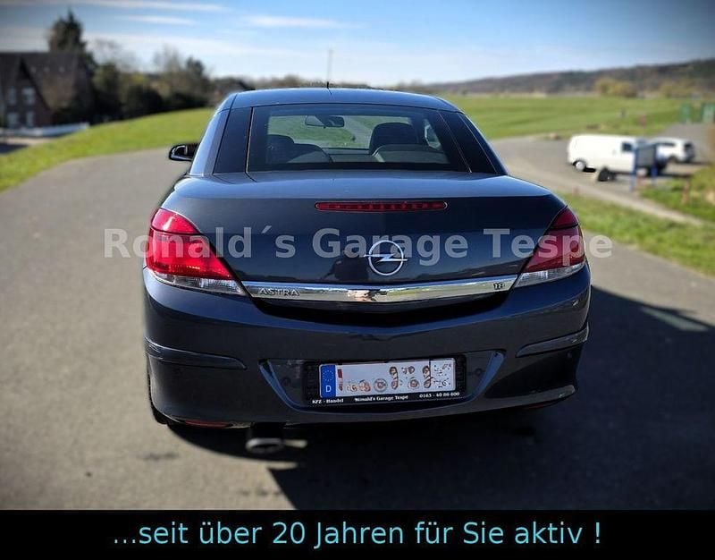 Gebraucht Opel Astra Cabriolet Edition 140 PS (102 kW) 2006 Blau Cabrio