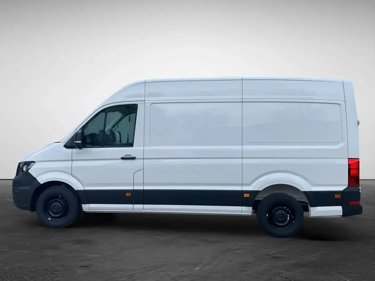 Neu VW Crafter 140 PS (102 kW) 2026 Weiß (candyweiß) Van