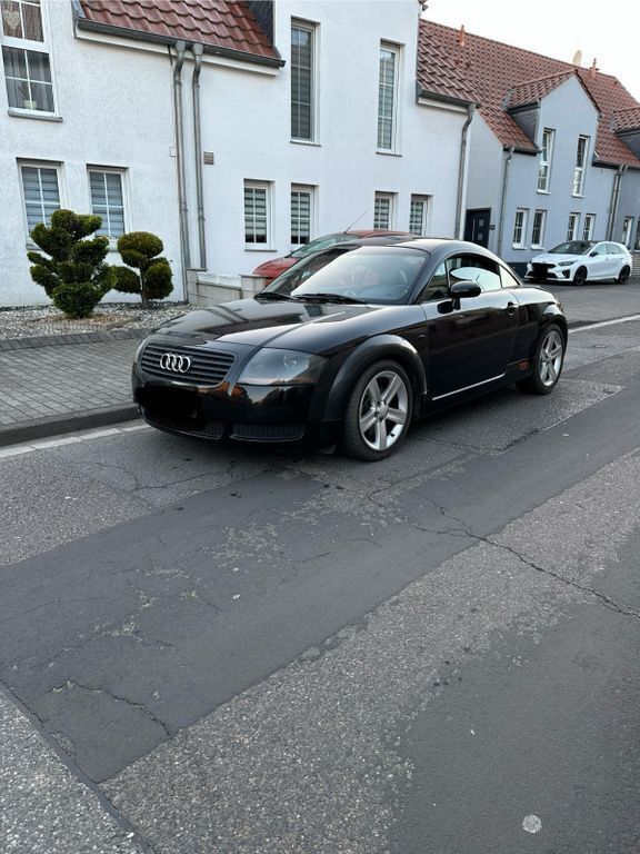 Schwarz Gebraucht 1998 Audi TT Sport Coupé | 3.190 € (Etwas zu teuer) - Bild 1/4