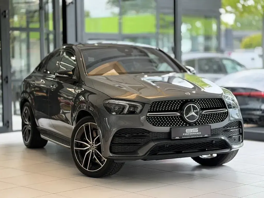 Gebraucht Mercedes GLE350 AMG line 272 PS (200 kW) 2024 Selenitgrau SUV