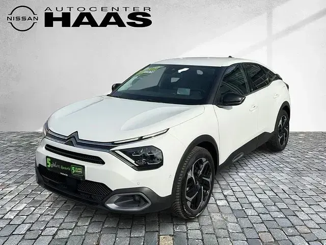 Gebraucht Citroën C4 PureTech 131 PS (96 kW) 2023 Lack weiss banquise/typ aussenverkleidun SUV