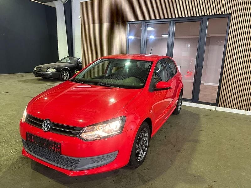 Rot Gebraucht 2010 VW Polo Comfortline Limousine | 6.850 € (Fairer Preis) - Bild 1/4