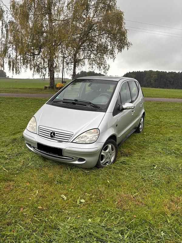 Silber Gebraucht 2004 Mercedes A160 Avantgarde Kleinwagen | 2.000 € (Fairer Preis) - Bild 1/4