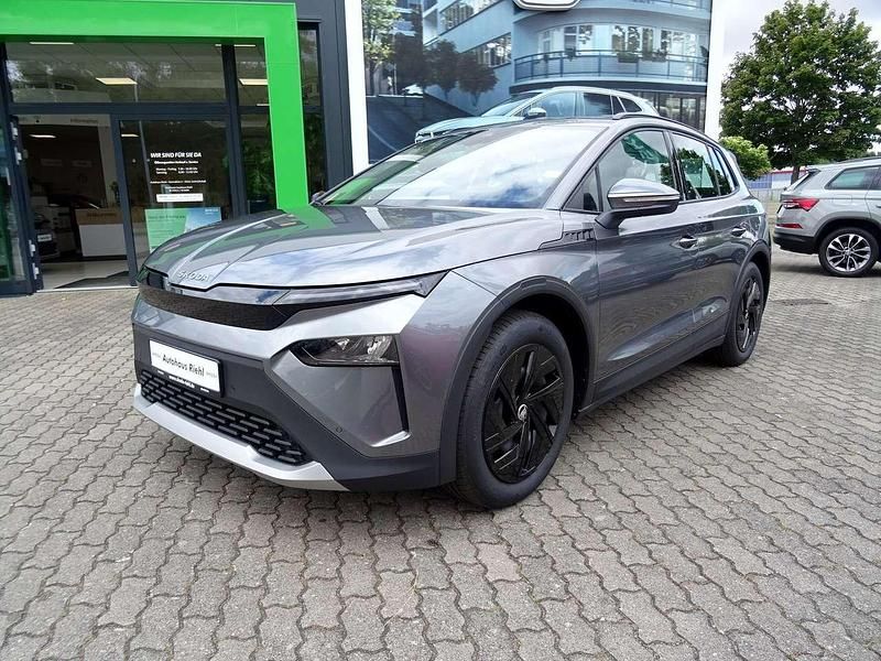 Neu Skoda Elroq Tour 125 kW (170 PS) 2026 Graphitegrau metallic SUV