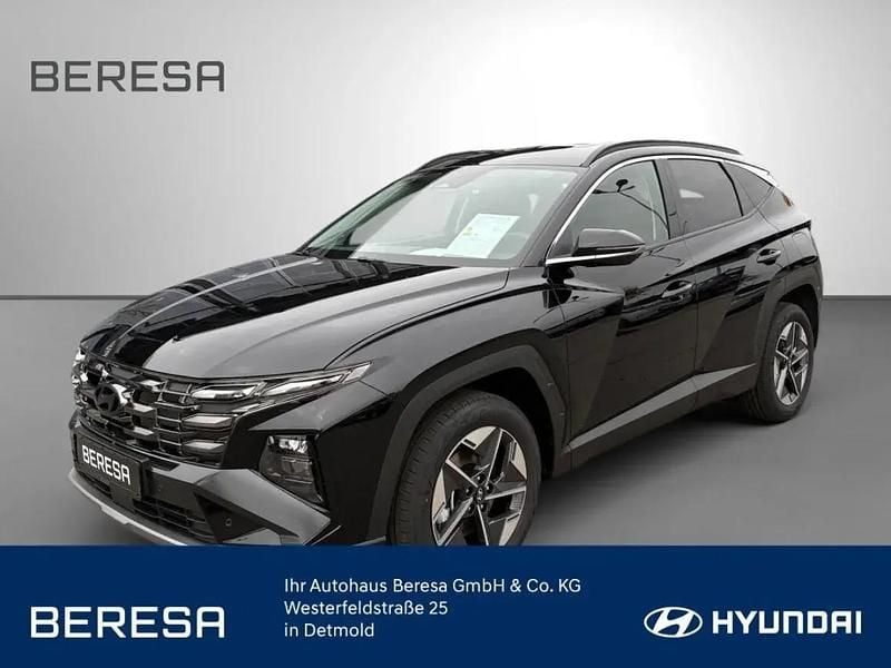 Abyss black / met Neu 2025 Hyundai Tucson Trend SUV | 31.880 € (Guter Preis) - Bild 1/1