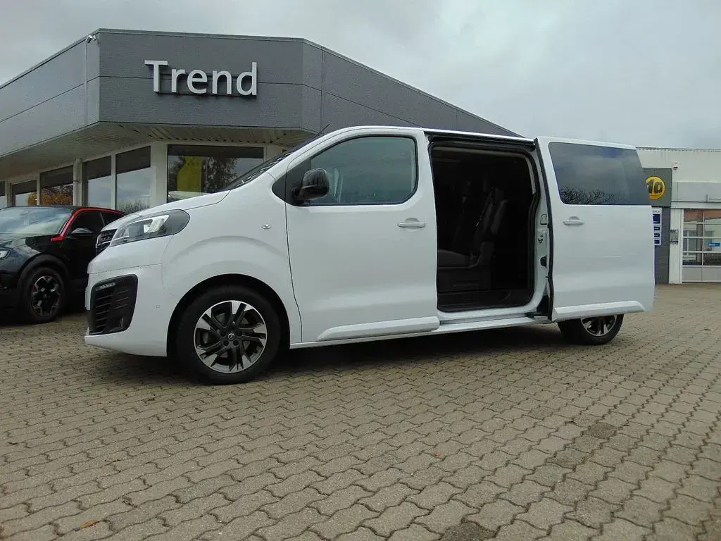 Gebraucht Opel Zafira Life 177 PS (130 kW) 2023 Weiß Van / Kleinbus