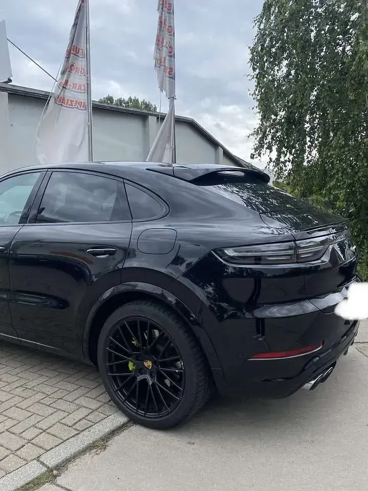 Gebraucht Porsche Cayenne 333 PS (244 kW) 2021 SUV