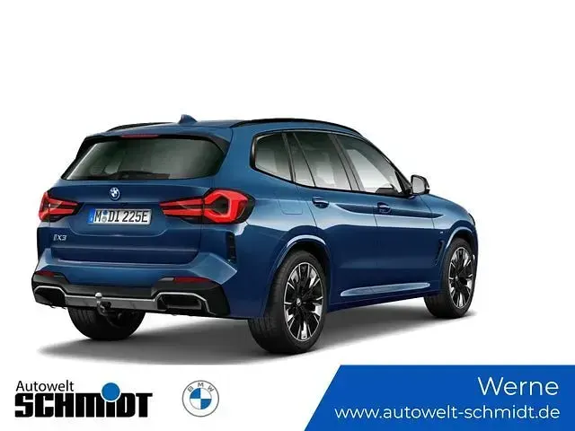 Gebraucht BMW iX3 Impressive 210 kW (286 PS) 2023 Blau SUV