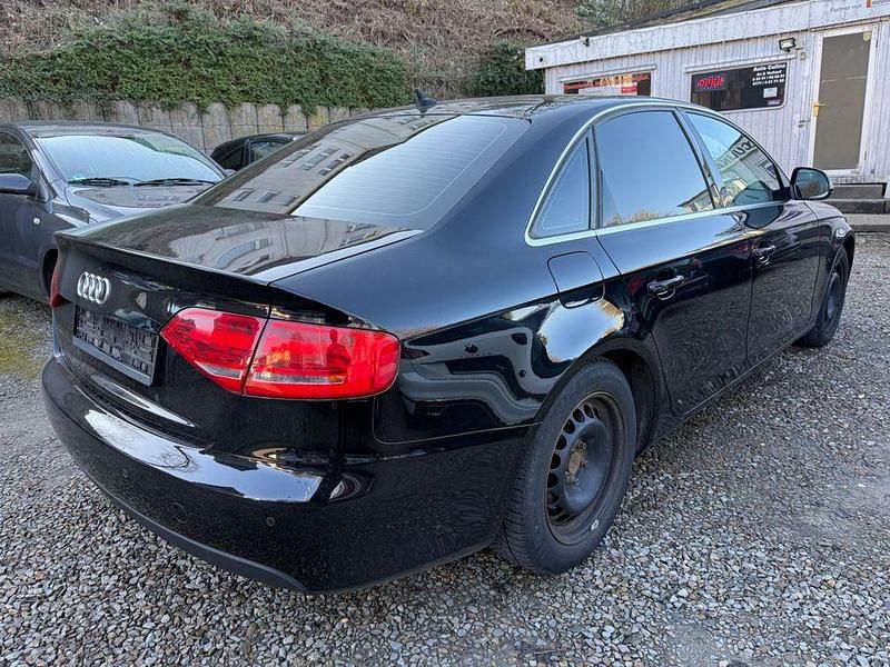 Gebraucht Audi A4 Ambition 160 PS (117 kW) 2008 Schwarz Limousine