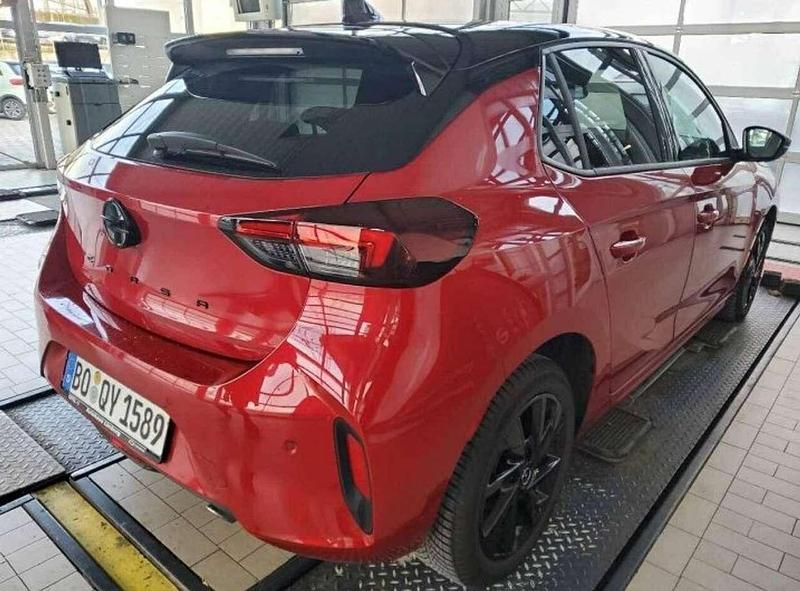 Gebraucht Opel Corsa 101 PS (74 kW) 2024 Kardio rot (metallic) Kleinwagen