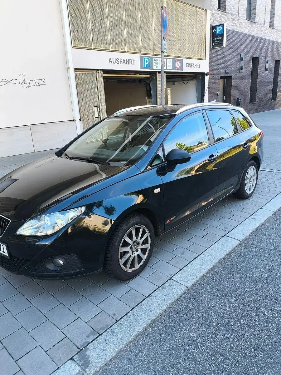 Gebraucht Seat Ibiza ST Reference 75 PS (55 kW) 2012 Schwarz Kombi