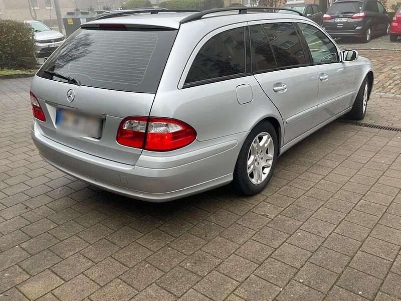 Gebraucht Mercedes E320 224 PS (164 kW) 2006 Kombi