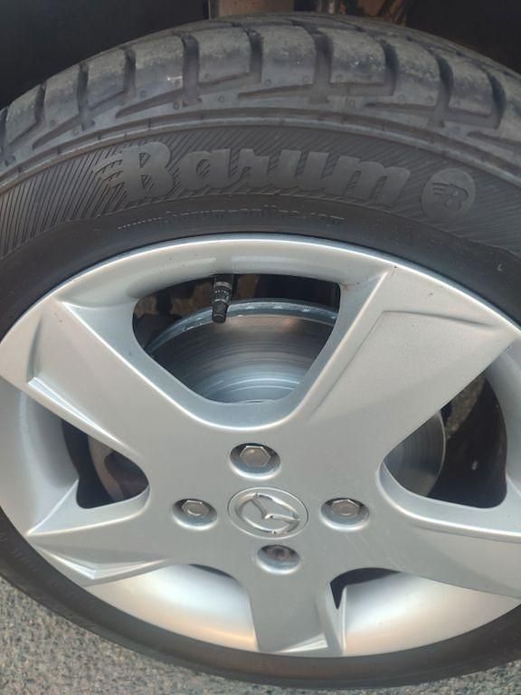 Second-hand Mazda 2 Active 80 CP (58 kW) 2005 Argintiu Hatchback