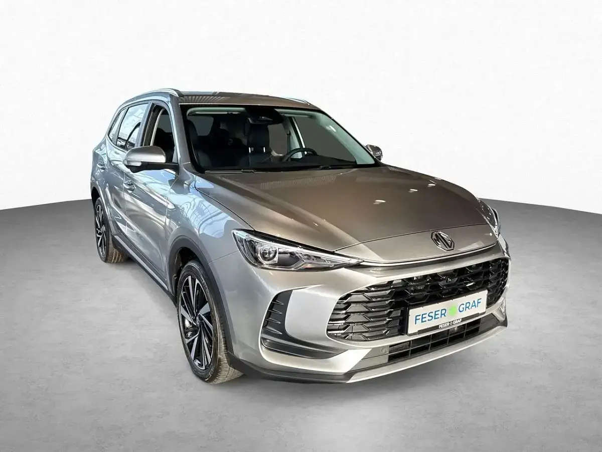 Neu MG ZS Luxury 197 PS (144 kW) 2026 Cosmic silver SUV