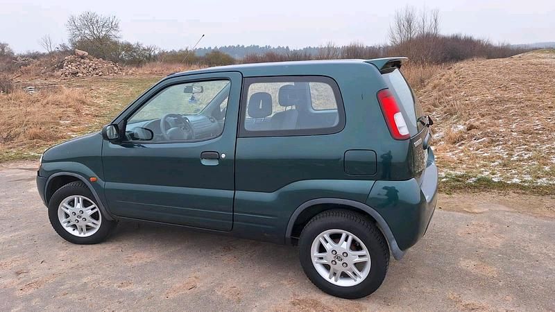 Gebraucht Suzuki Ignis 86 PS (63 kW) 2001 Grün Kleinwagen