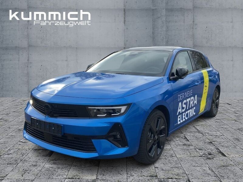 Blau Gebraucht 2023 Opel Astra Limousine | 28.990 € (Etwas zu teuer) - Bild 1/4