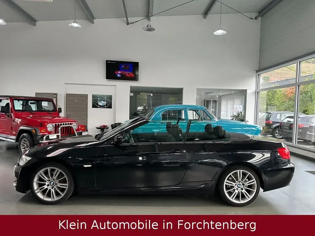 Gebraucht BMW 320 Cabriolet M Sport 170 PS (125 kW) 2013 Schwarz Cabrio