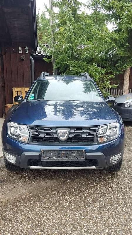 Blau Gebraucht 2017 Dacia Duster Black Shadow SUV | 10.000 € (Superpreis) - Bild 1/4