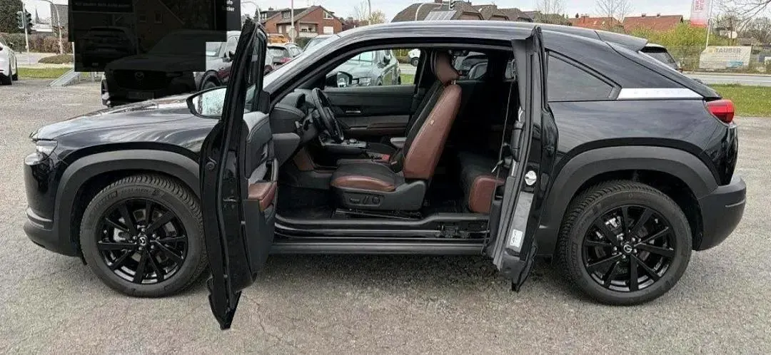 Gebraucht Mazda MX30 106 kW (145 PS) 2023 Schwarz SUV