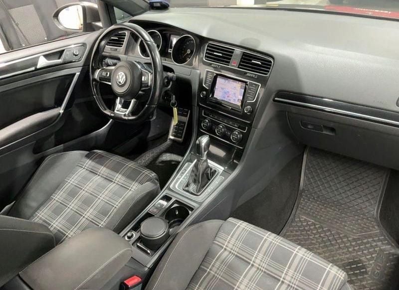 Second-hand VW Golf GTD 184 CP (135 kW) 2015 Gri Coupe