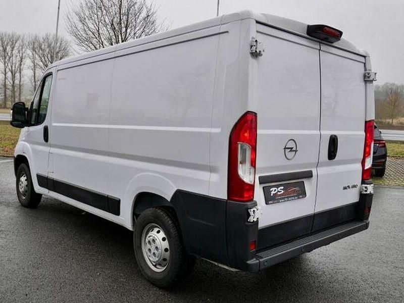 Gebraucht Opel Movano 140 PS (102 kW) 2024 Casablanca weiß Van