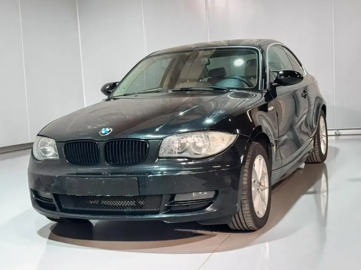Gebraucht BMW 120 Coupé 177 PS (130 kW) 2008 Schwarz Coupé