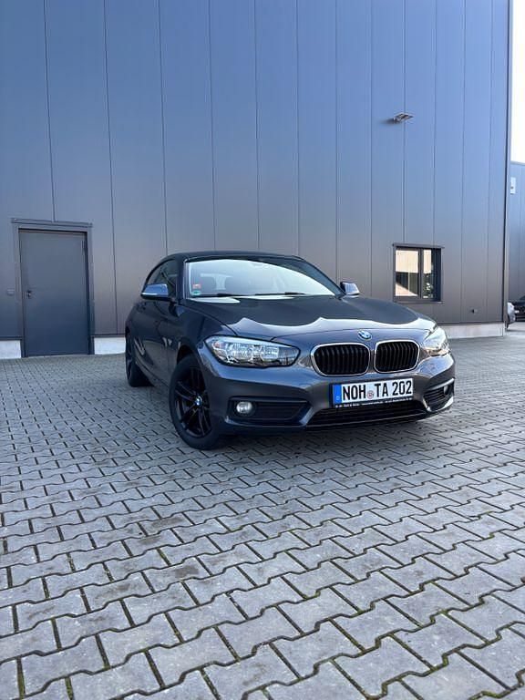 Gebraucht BMW 116 116 PS (85 kW) 2017 Grau Kleinwagen