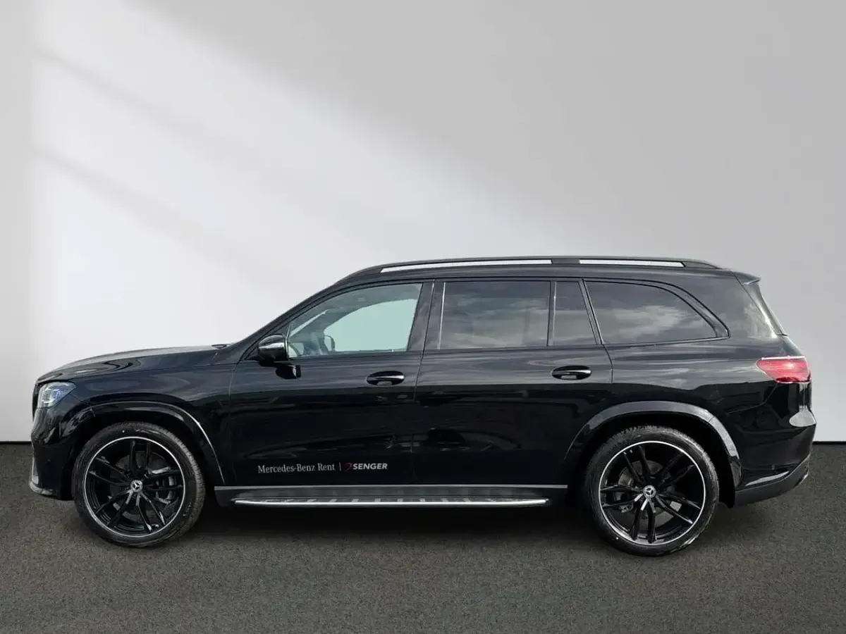 Gebraucht Mercedes GLS450 AMG 367 PS (269 kW) 2026 Schwarz SUV