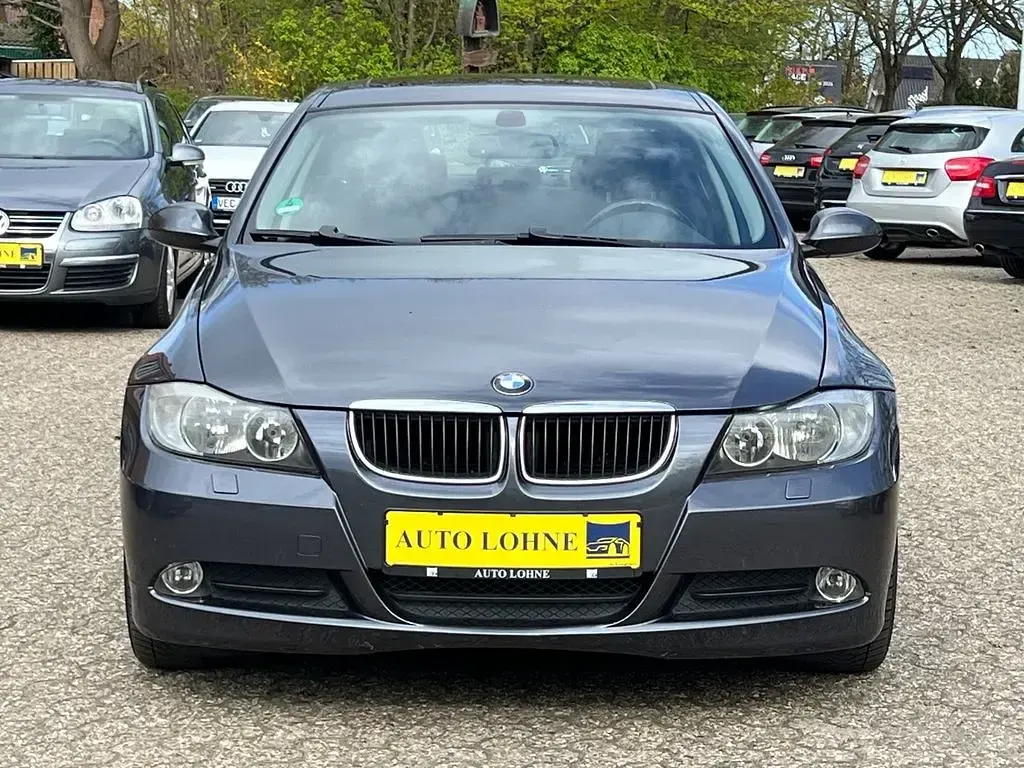 Gebraucht BMW 318 Sport Line 129 PS (94 kW) 2006 Grau Limousine