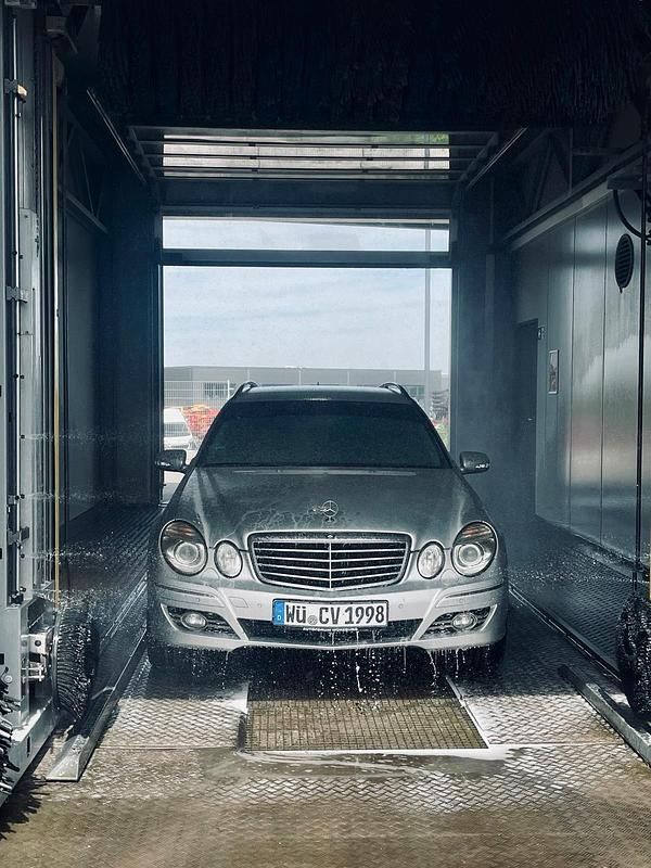 Silber Gebraucht 2007 Mercedes E320 Kombi | 5.500 € (Guter Preis) - Bild 1/4