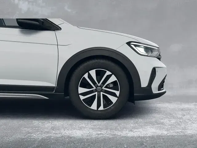 Gebraucht VW Taigo 116 PS (85 kW) 2025 Pure white SUV
