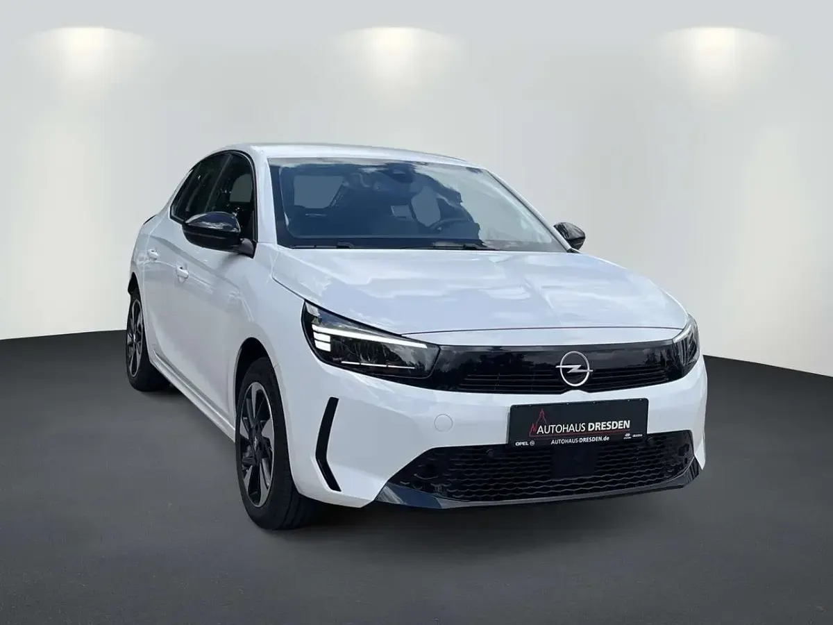 Gebraucht Opel Corsa-e Edition 100 kW (136 PS) 2023 Weiss Kleinwagen
