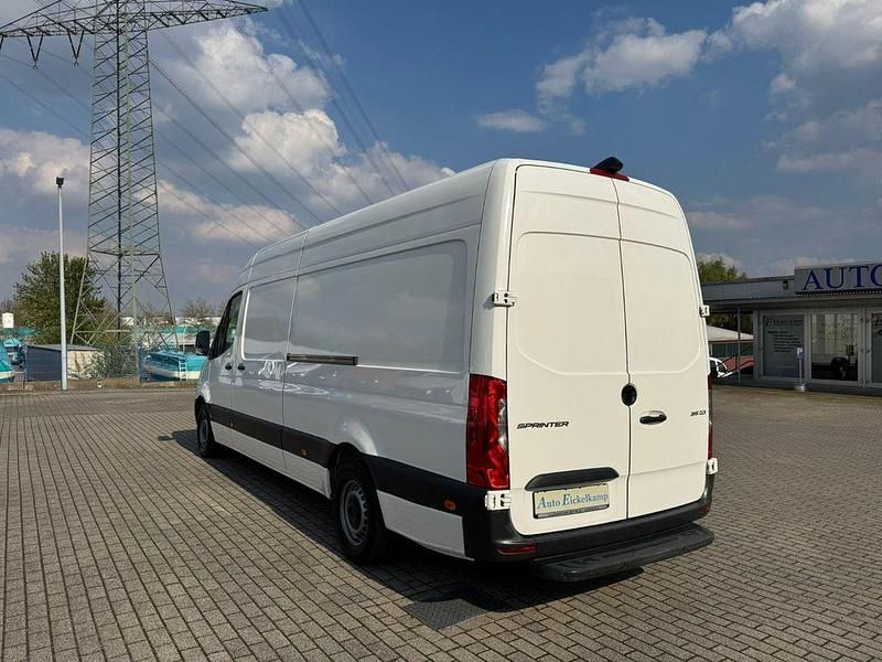 Second-hand Mercedes Sprinter 150 CP (110 kW) 2020 Alb Van