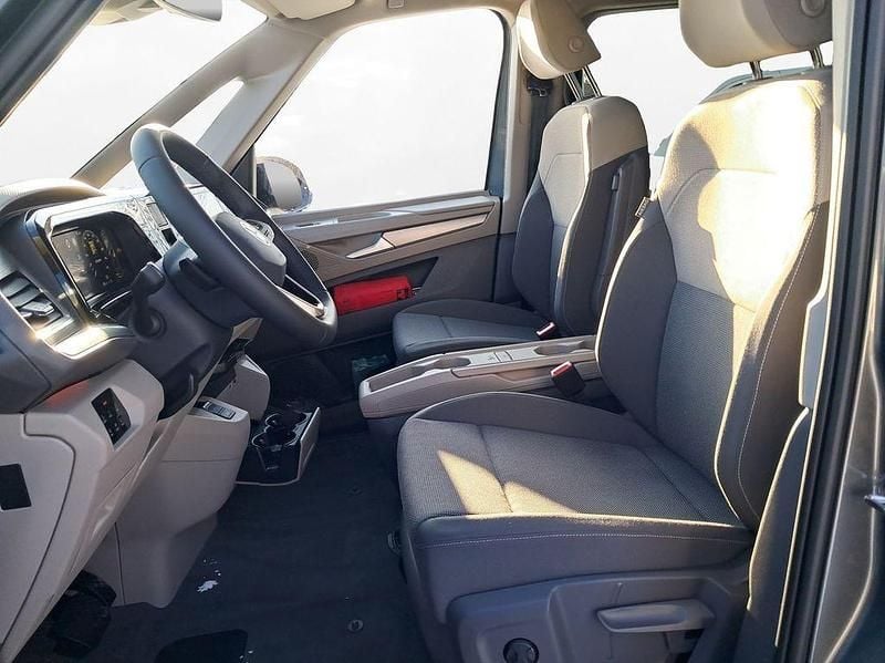 Usado VW Multivan Edition 150 HP (110 kW) 2026 Cinzento Monovolume