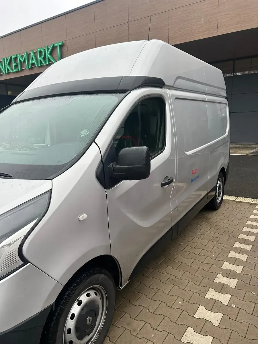 Brugt Renault Trafic 145 HK (106 kW) 2018 Sølv MPV