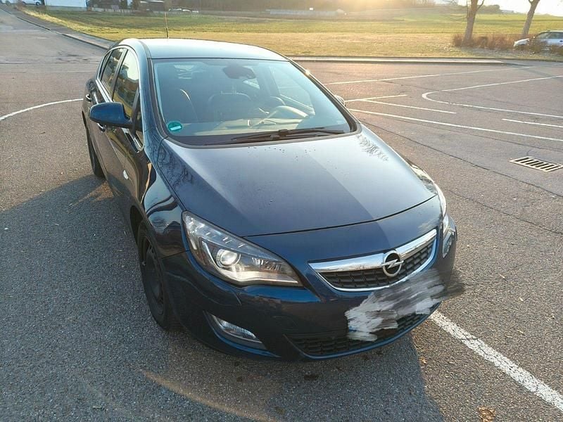 Gebraucht Opel Astra Innovation 110 PS (80 kW) 2011 Blau Limousine
